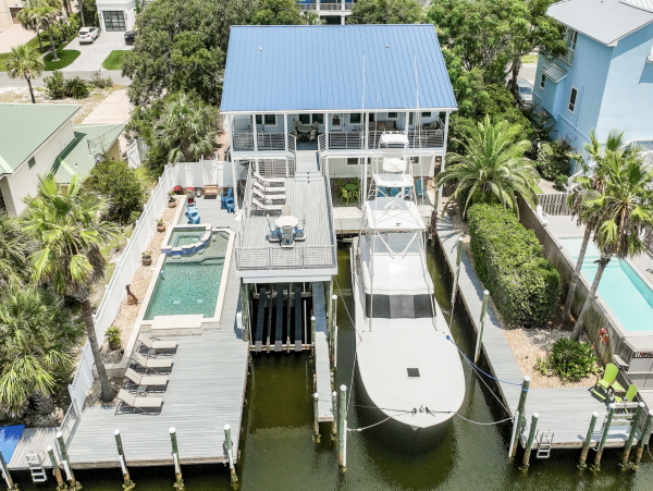 Luxurious Getaway in Destin Florida